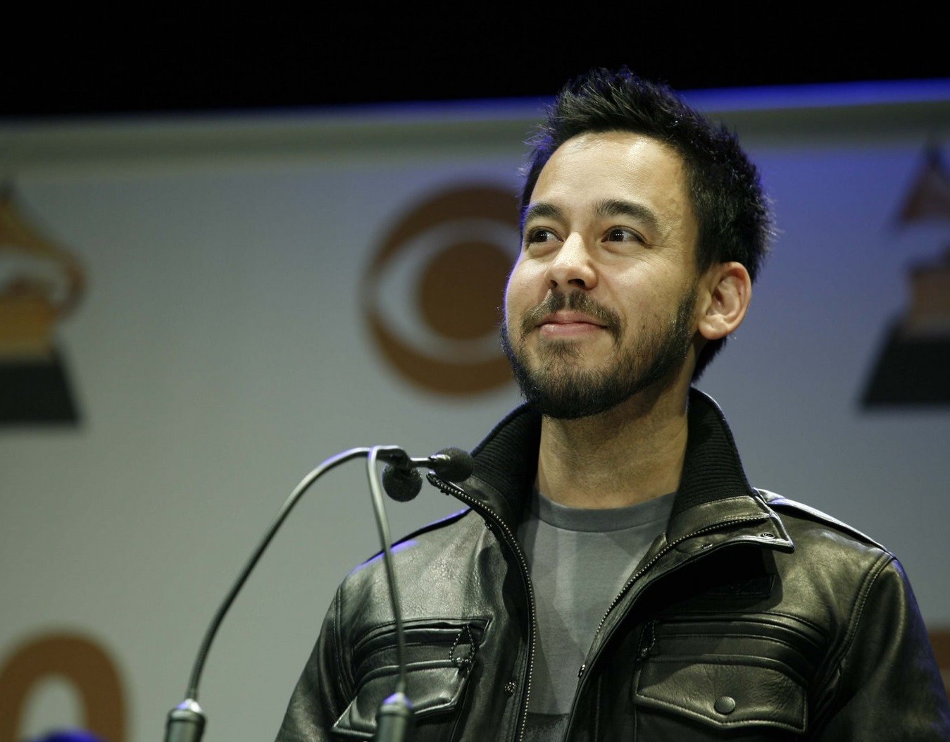 новые фото mike shinoda 2023 года