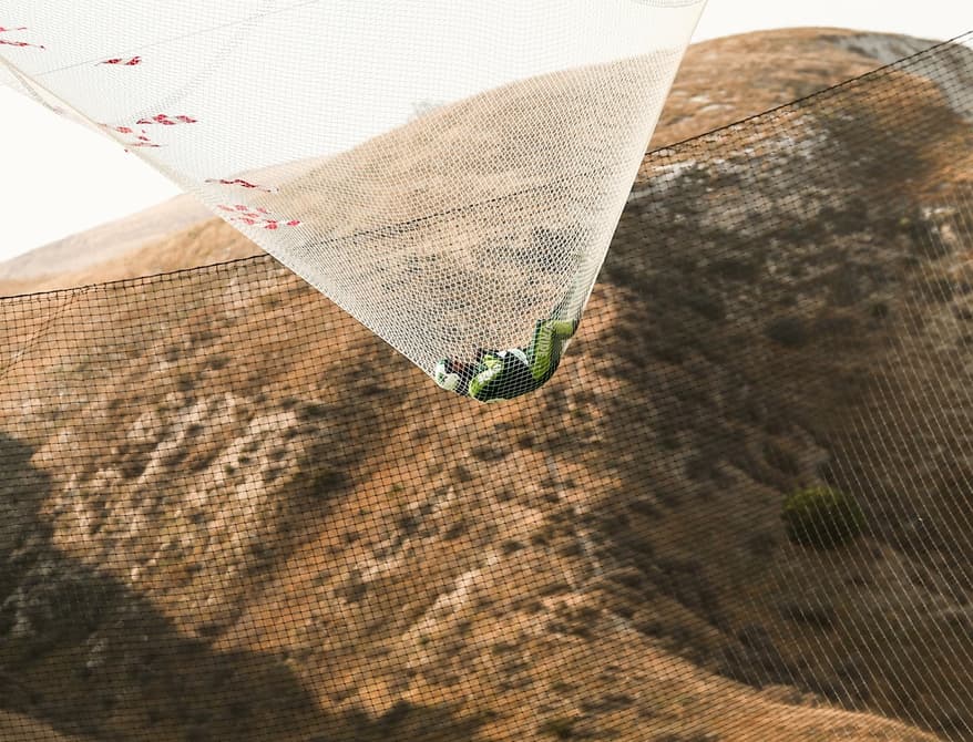 Скайдайвер из США прыгнул без парашюта с высоты 7.6 км 3